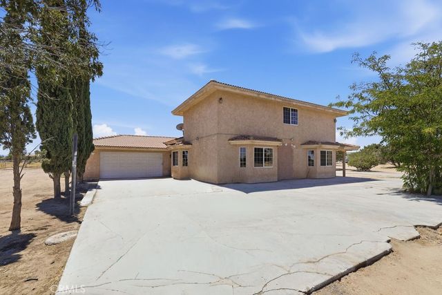 8173 Bandicoot Trail, Hesperia