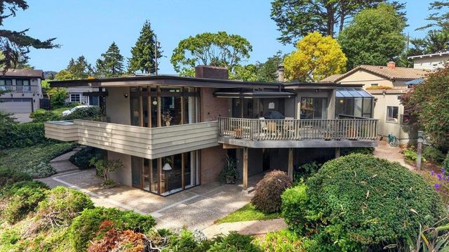 N/A, Aptos