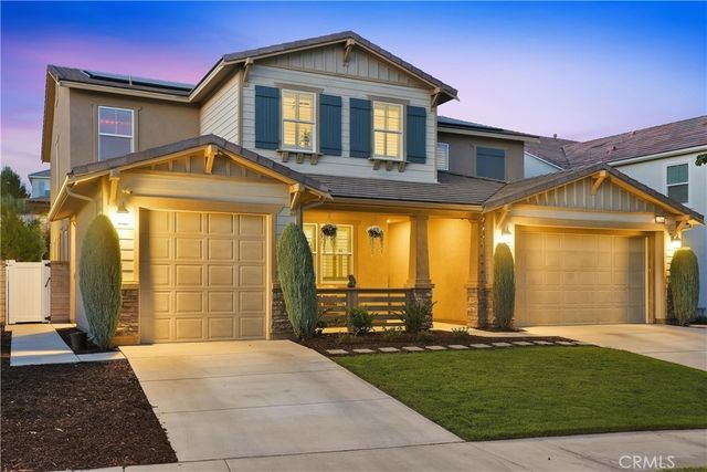 22389 Midtown Court, Saugus