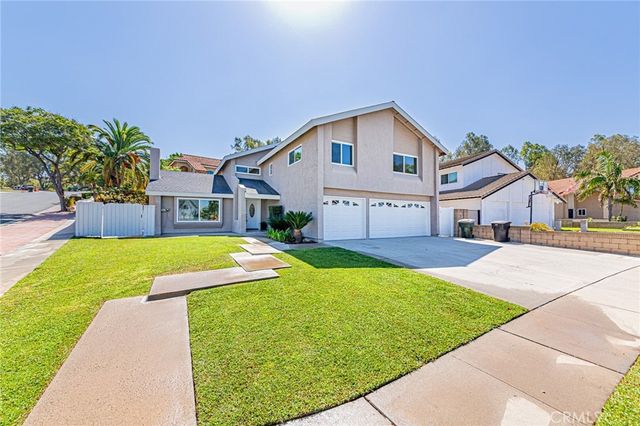 7688 E Calle Durango, Anaheim