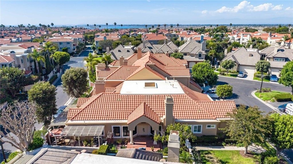 6062 Eaglecrest Drive, Huntington Beach