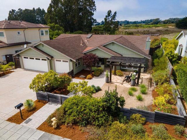 656 Terrace Avenue, Half Moon Bay