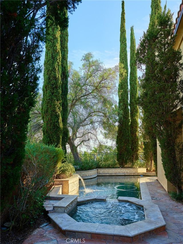 23121 Fairfield, Mission Viejo