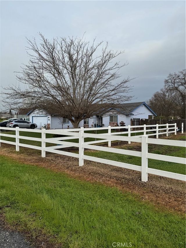 8220 Marek Road, Los Molinos