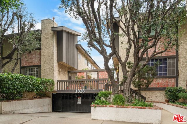 1828 Barry Avenue # 4, Los Angeles