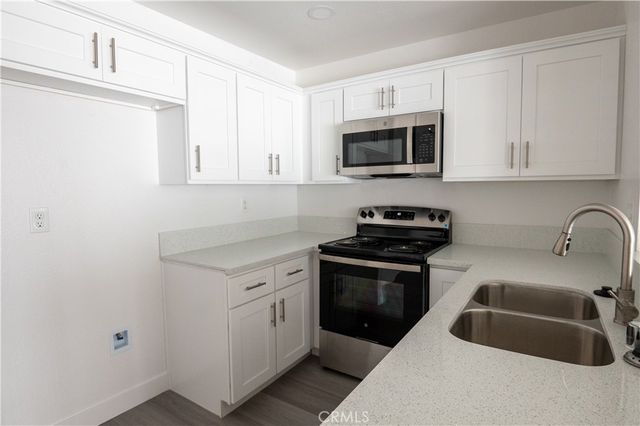 1500 W Edgehill # 44, San Bernardino