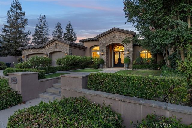 2206 Ribble Valley, Bakersfield