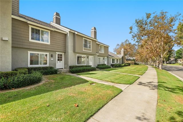 31 Greenbough # 132, Irvine