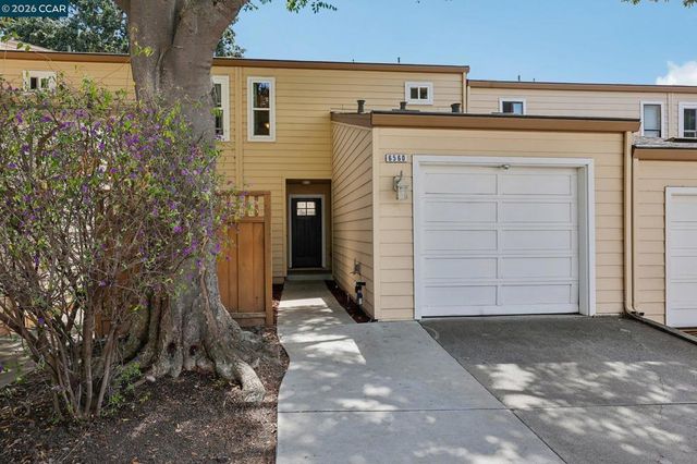 6560 Pioneer Ln # 32, Dublin