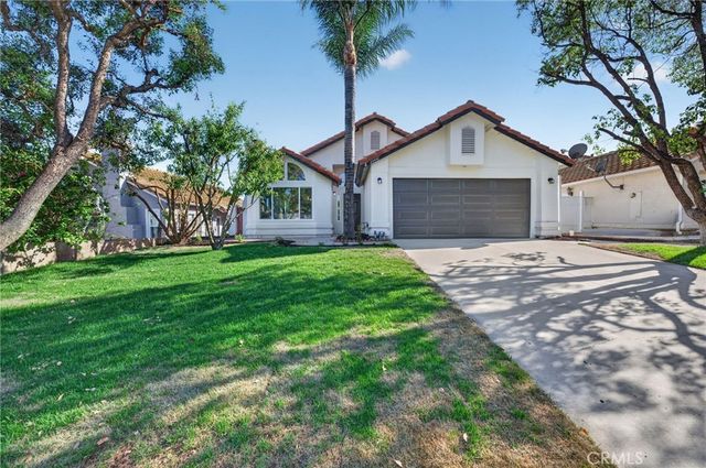 24441 Calle Tassjara, Murrieta