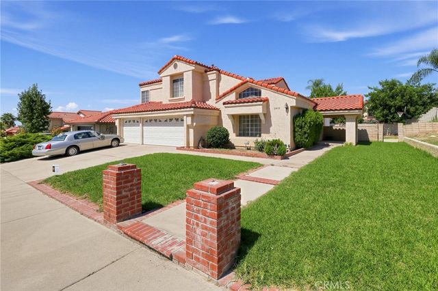28632 Golden Oak, Highland