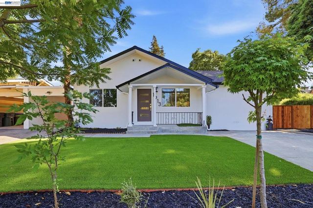 1913 W Middlefield Rd, Mountain View