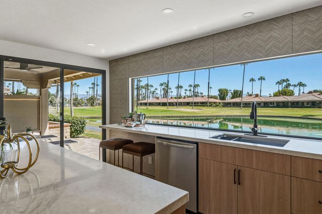 47 Conejo Circle, Palm Desert
