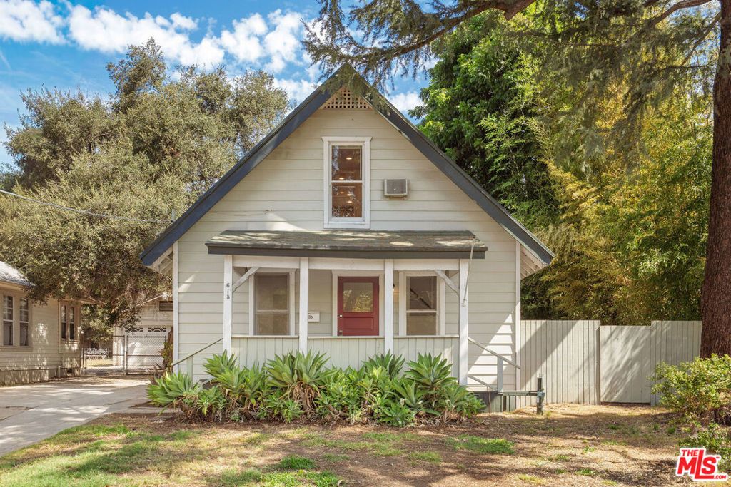 615 E Howard Street, Pasadena