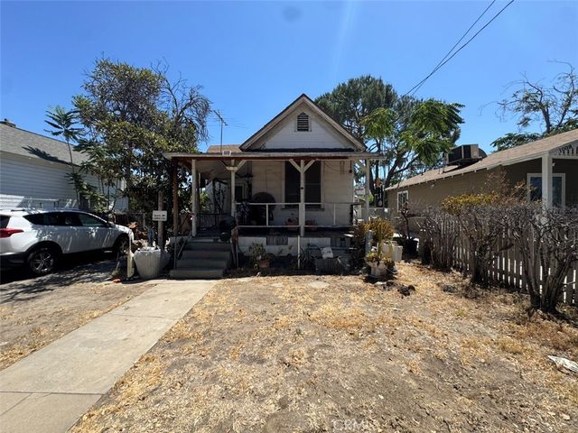 1012 Washington, Redlands