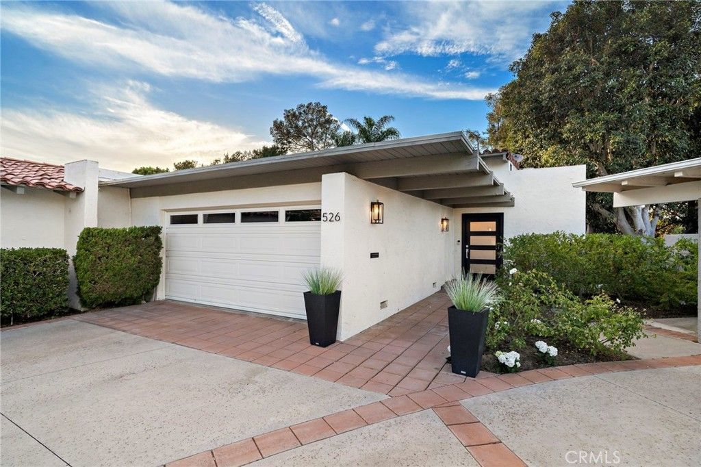 526 Vista Grande, Newport Beach
