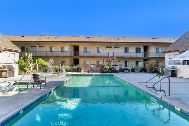 7632 Topanga Canyon # 110, Canoga Park