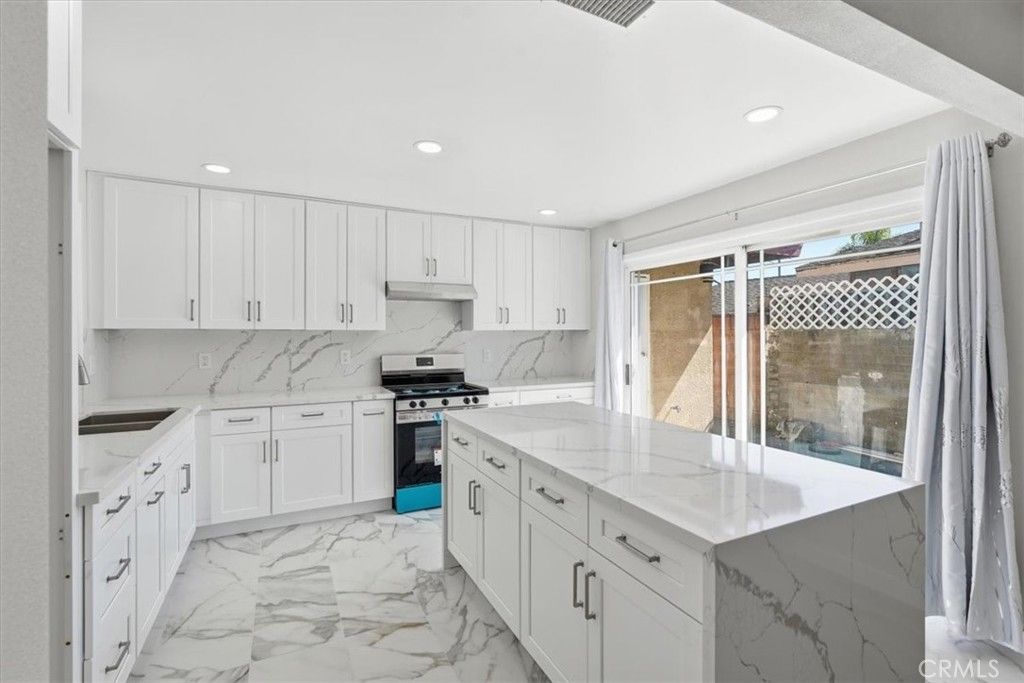 10112 Traylor Way, Garden Grove