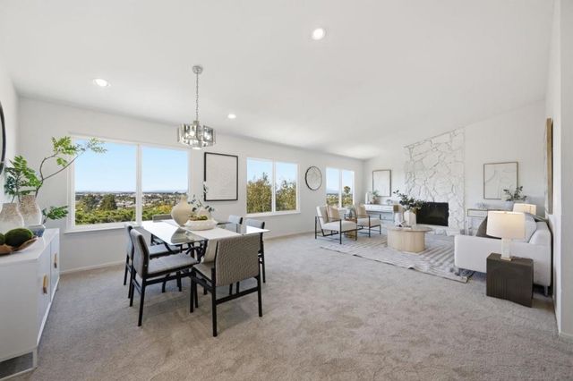 1209 North Road, Belmont