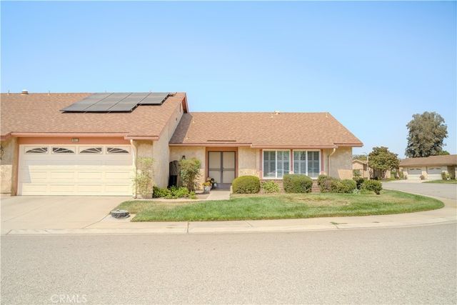 38011 Village 38, Camarillo