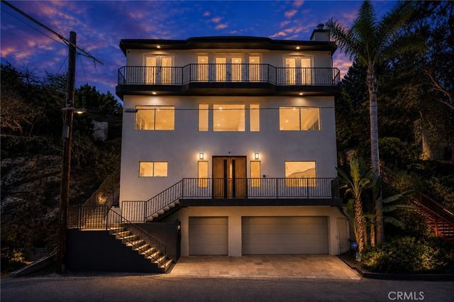 2927 Park Center, Los Angeles