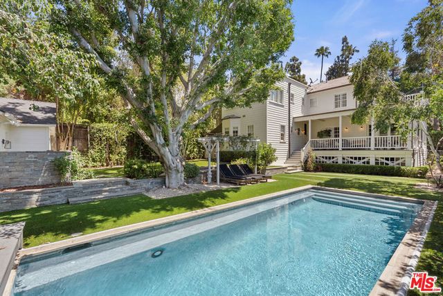 1753 N Gardner Street, Los Angeles