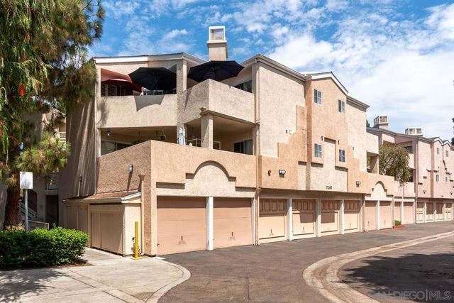 7267 Camino Degrazia # 21, San Diego