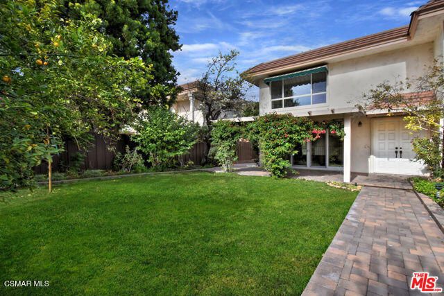 23767 Burbank Boulevard, Woodland Hills