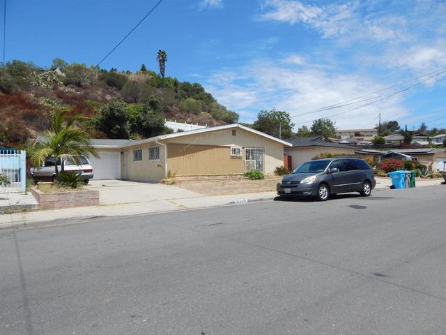 5174 Streamview Dr., San Diego