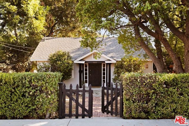 606 E Sacramento Street, Altadena