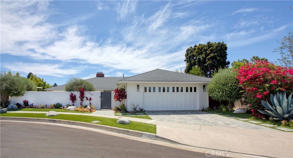 927 Bellis Street, Newport Beach