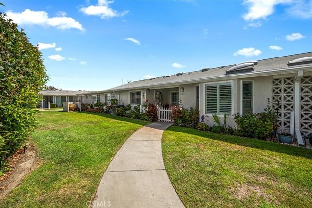1382 El Dorado Drive # 10e, Seal Beach