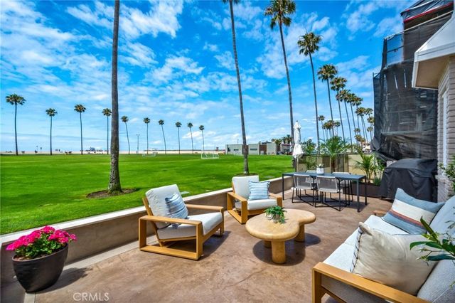 920 E Oceanfront, Newport Beach