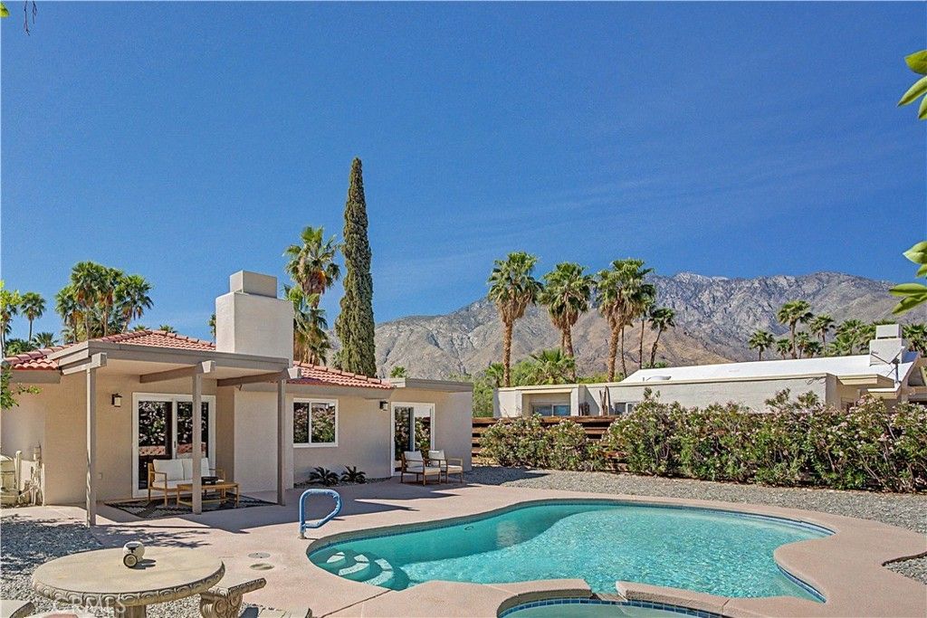 1360 E Gem Circle, Palm Springs