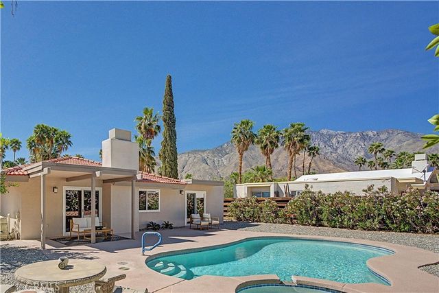 1360 E Gem Circle, Palm Springs