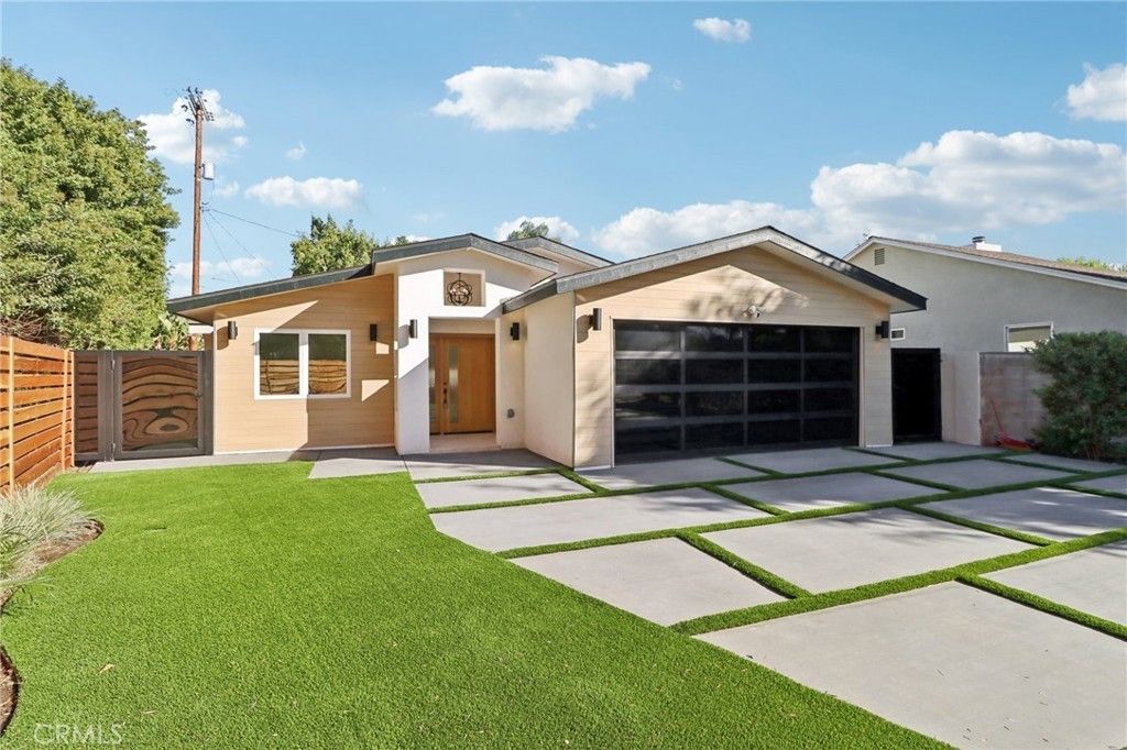 4656 Greenbush, Sherman Oaks