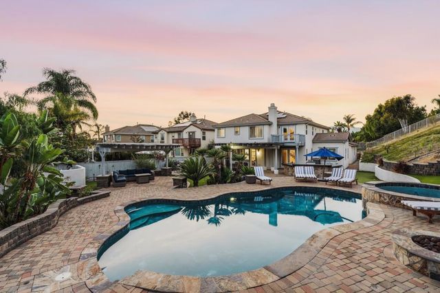 851 Shadow Ridge Pl, Chula Vista