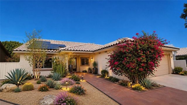68050 Encinitas, Cathedral City