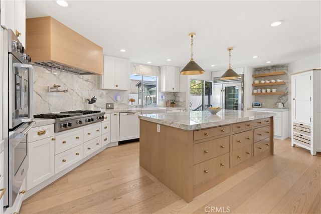 845 11th, Manhattan Beach