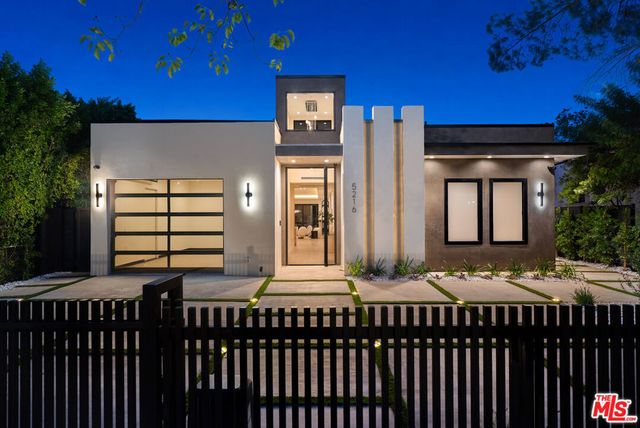 5216 Etiwanda Avenue, Los Angeles