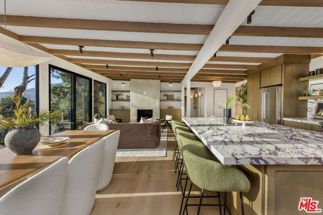 645 Luton Drive, Glendale