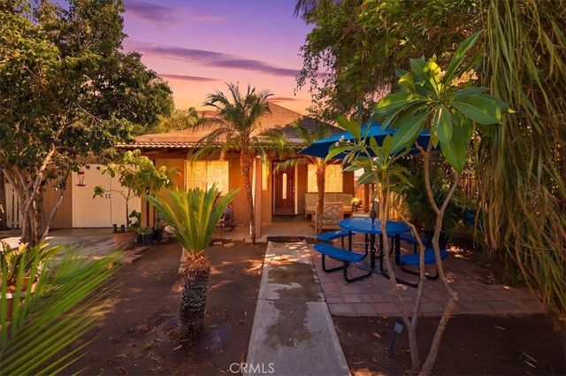 448 W F Street, Colton