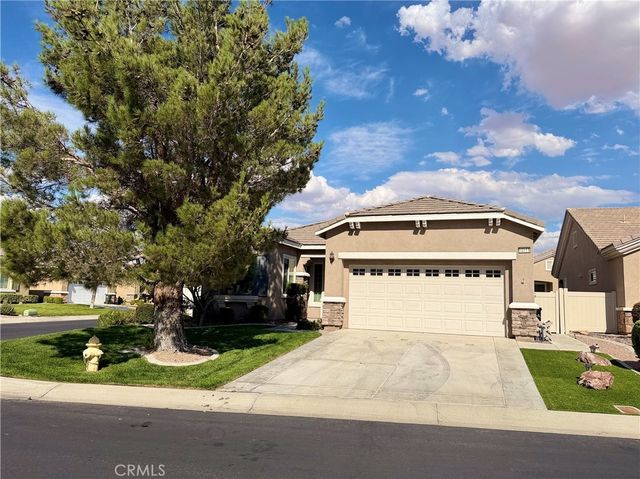 10115 Wilmington Lane, Apple Valley