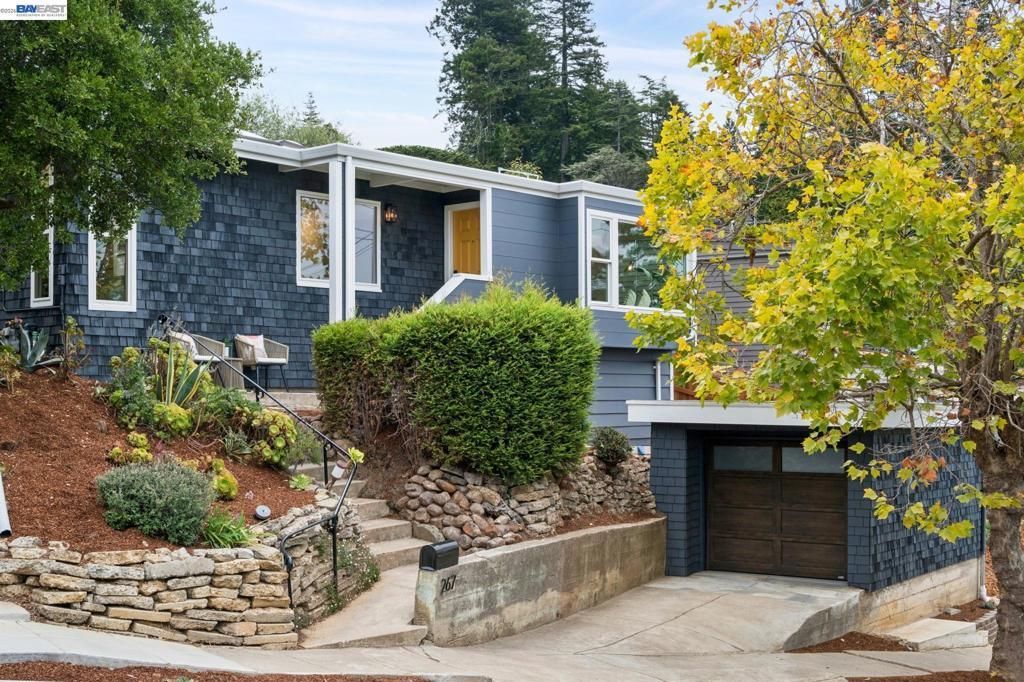 267 Cambridge Ave, Kensington