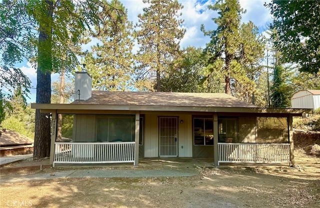 49832 Pierce, Oakhurst