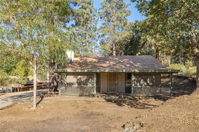 49832 Pierce, Oakhurst