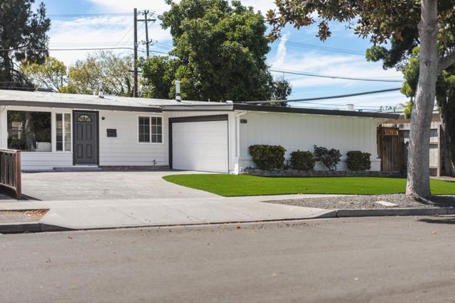917 Blazingwood Drive, Sunnyvale