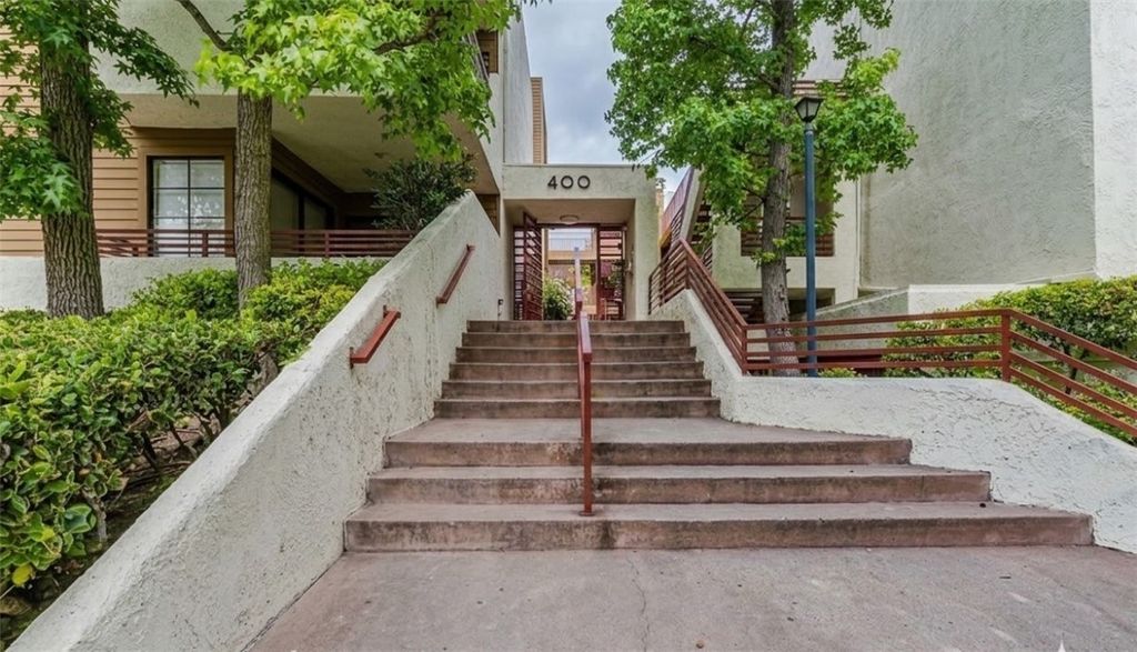 400 N Louise Street # 306, Glendale