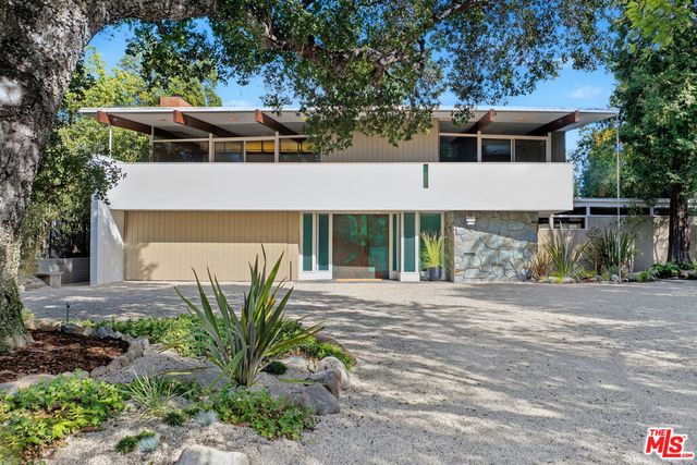 1024 Armada Drive, Pasadena