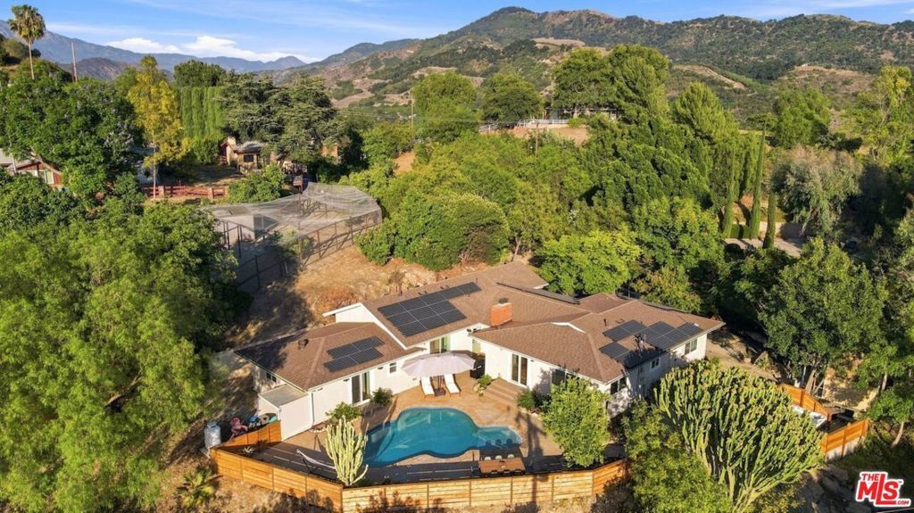 107 Alto Drive, Oak View